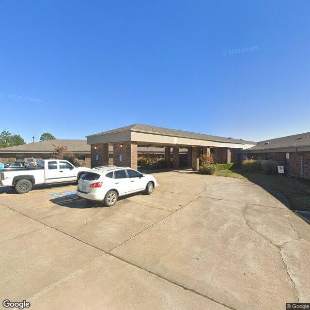 Cimarron Pointe Care Center in Mannford, OK - Main View