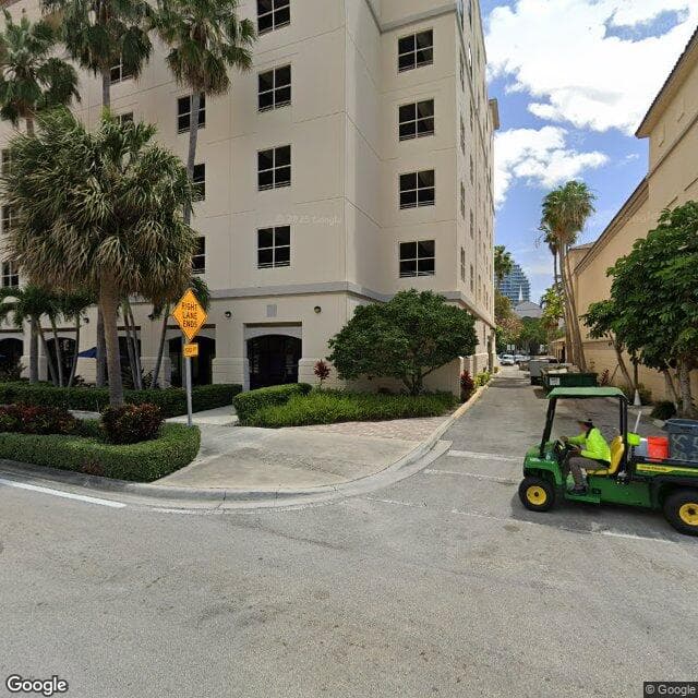 Cassie's Castle III in West Palm Beach, FL - Main View