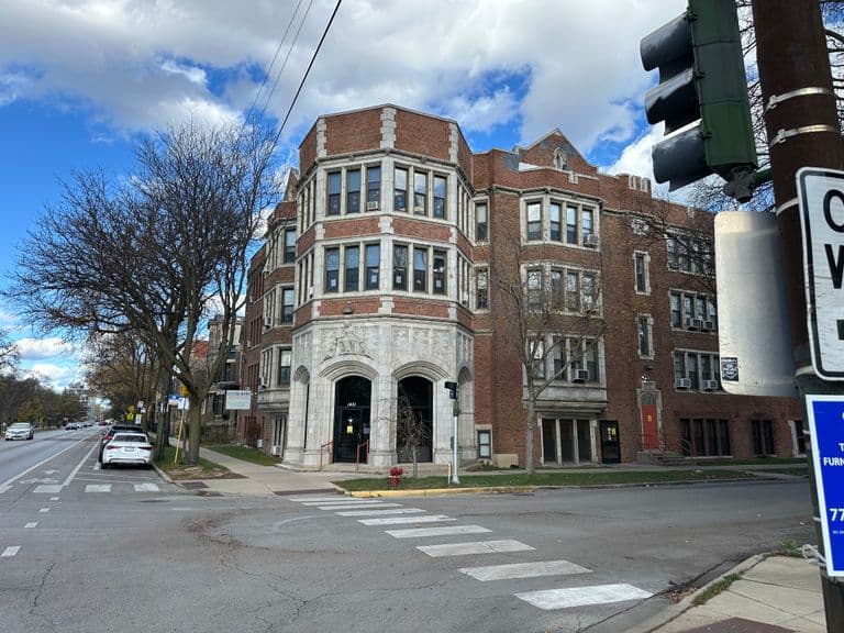 Center Home Hispanic Elderly in Chicago, IL