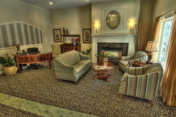 Chateau At Bothell Landing Retirement Community in Bothell, WA
