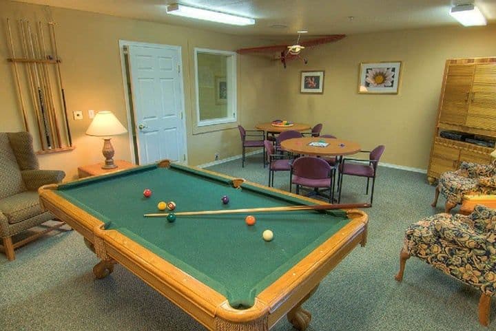 Chateau Pacific Retirement Community in Lynnwood, WA - Main View