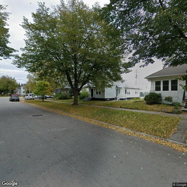 Chestnut Home in Green Bay, WI - Main View
