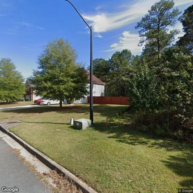 Clare House Living I in Powder Springs, GA - Main View