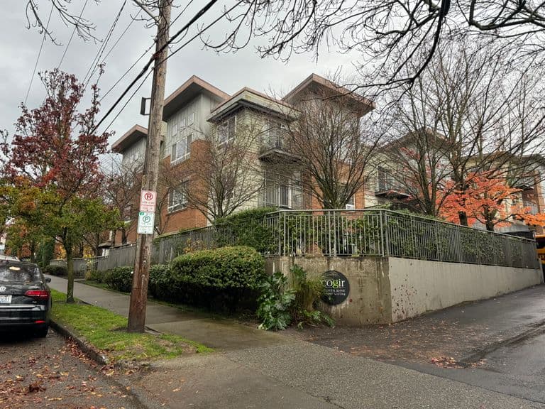 Cogir Of Queen Anne in Seattle, WA - Main View