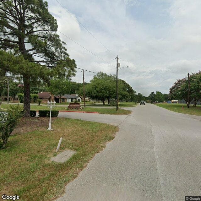 Colonial Nursing & Rehabilitation Center in Lindale, TX