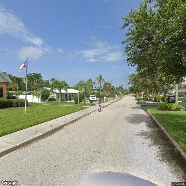 Colonnades at Fort Pierce in Fort Pierce, FL - Main View
