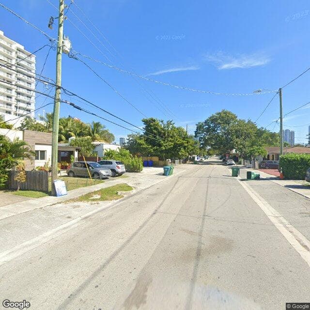 Comfort Residence in Miami, FL - Main View
