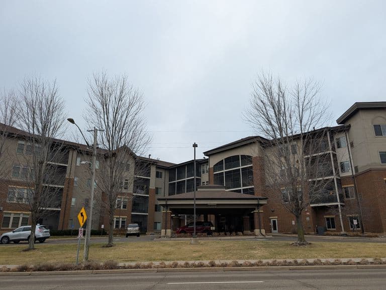 Creekside in Edina in Edina, MN - Main View