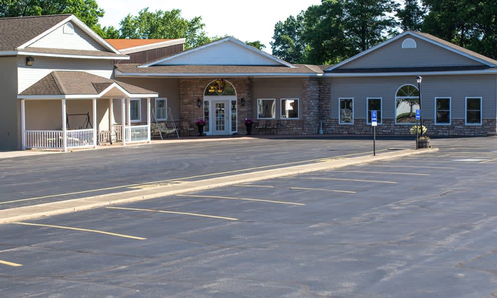 Clearview Lantern Suites Keystone Senior in Warren, OH
