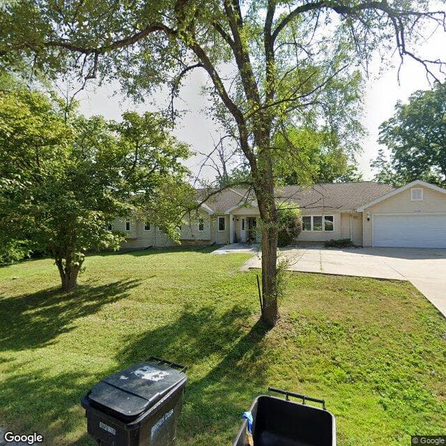 Cru Group Home Brown Deer Manor in Milwaukee, WI - Main View