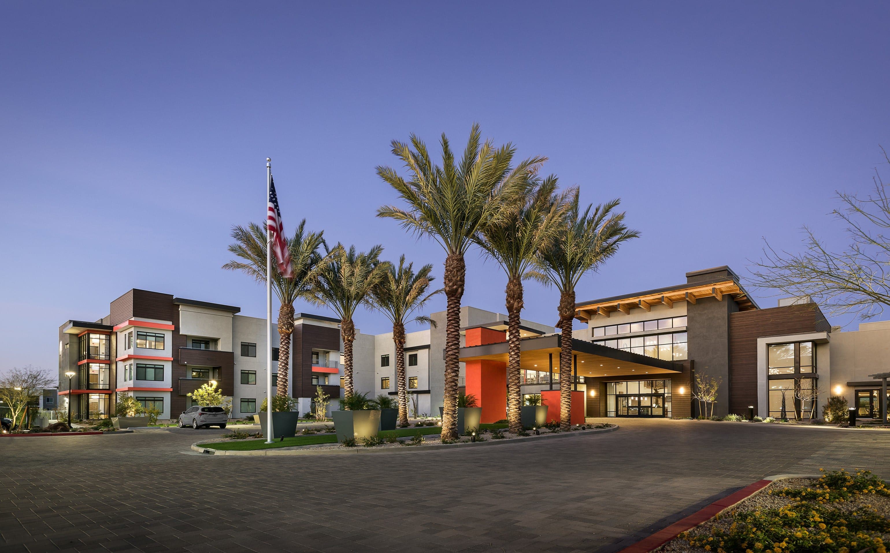 Clearwater Mayo Blvd in Phoenix, AZ - Main View