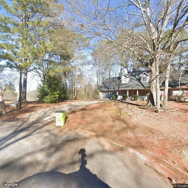 Daisy's Dwelling Personal Care Home in Mcdonough, GA - Main View