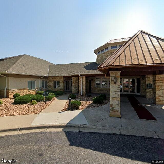 Diamondcrest Senior Living in Rogers, MN - Main View