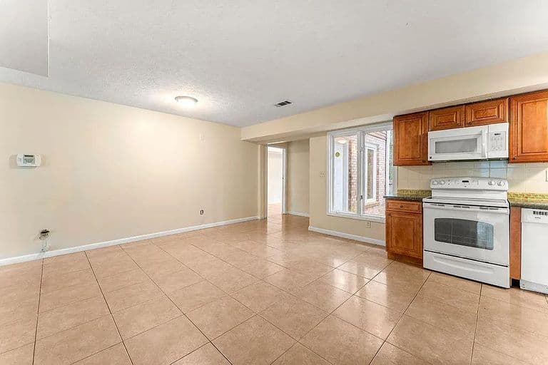 Divine Haven Homes in Conyers, GA - Main View