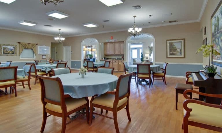 Dunsford Court Assisted Living By Americare in Sullivan, MO - Main View