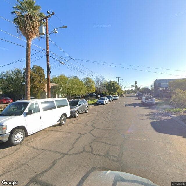 East Whitton Manor Care Center in Phoenix, AZ - Main View