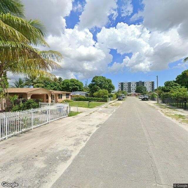 Elderly R Us in Miami, FL - Main View