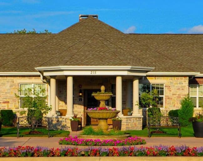 Encore Memory Care at South Barrington - Senior living in Barrington, Illinois