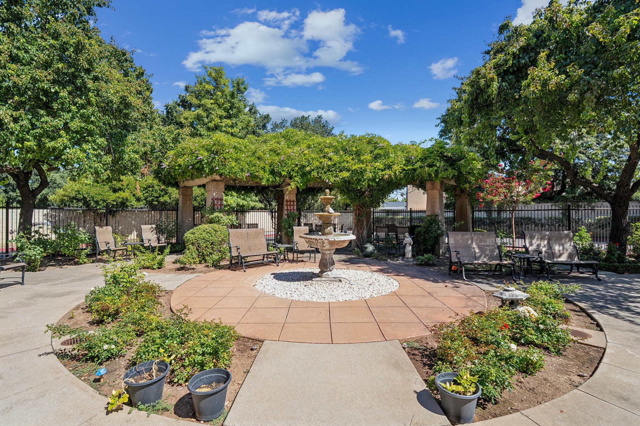 Cogir of Stock Ranch Senior Living in Citrus Heights, CA - Main View