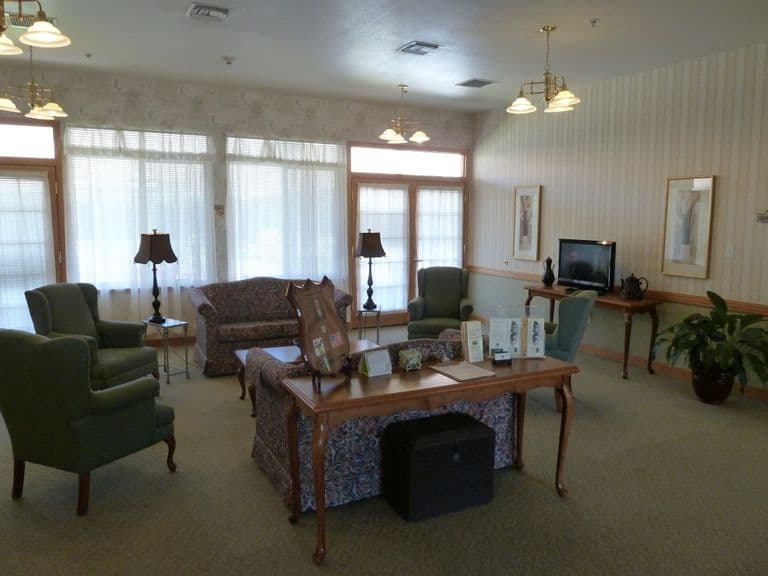 Evergreen Gardens At La Junta in La Junta, CO - Main View