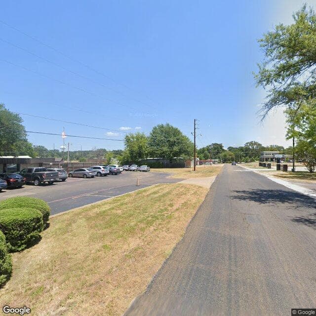 Evergreen Manor in Longview, TX - Main View