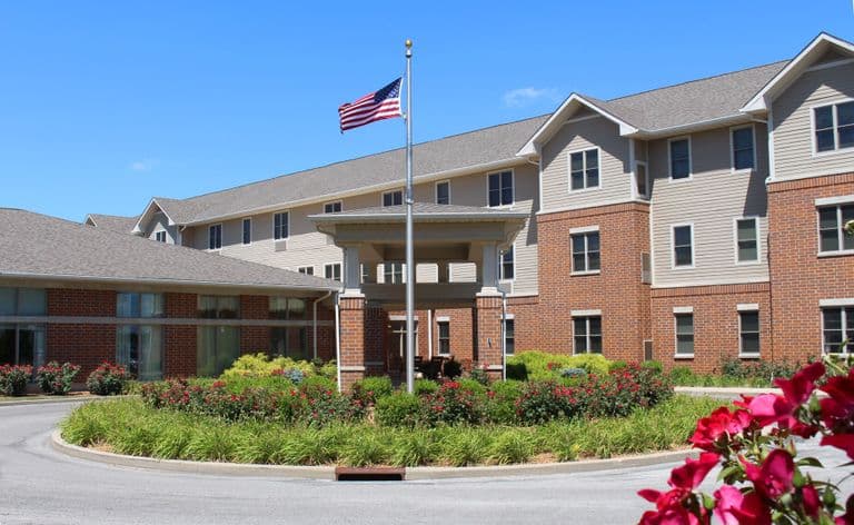 Evergreen Place Supportive Living Litchfield in Litchfield, IL - Main View