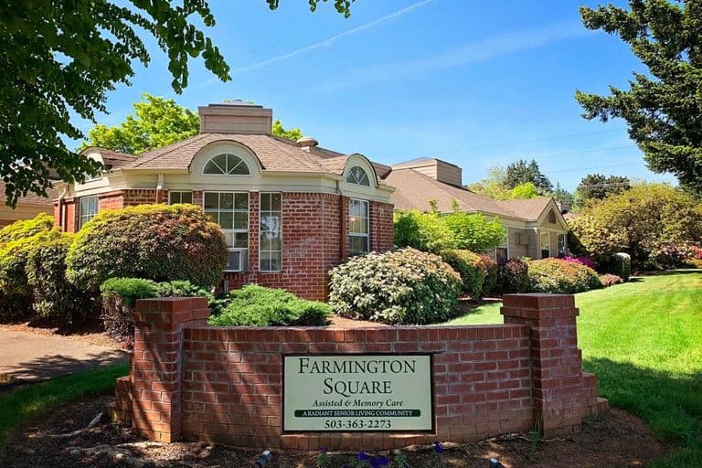 Farmington Square - Salem in Salem, OR - Main View
