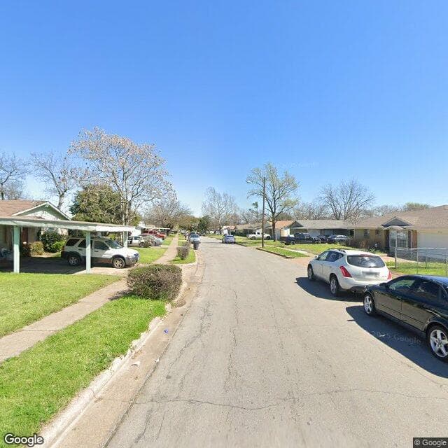 Five Star Quarters in Dallas, TX - Main View