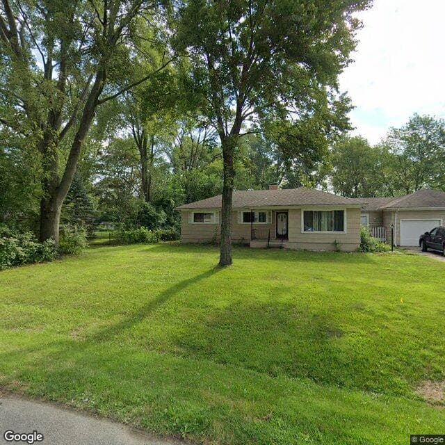 Floral - Elmira Adult Foster Care in Livonia, MI - Main View