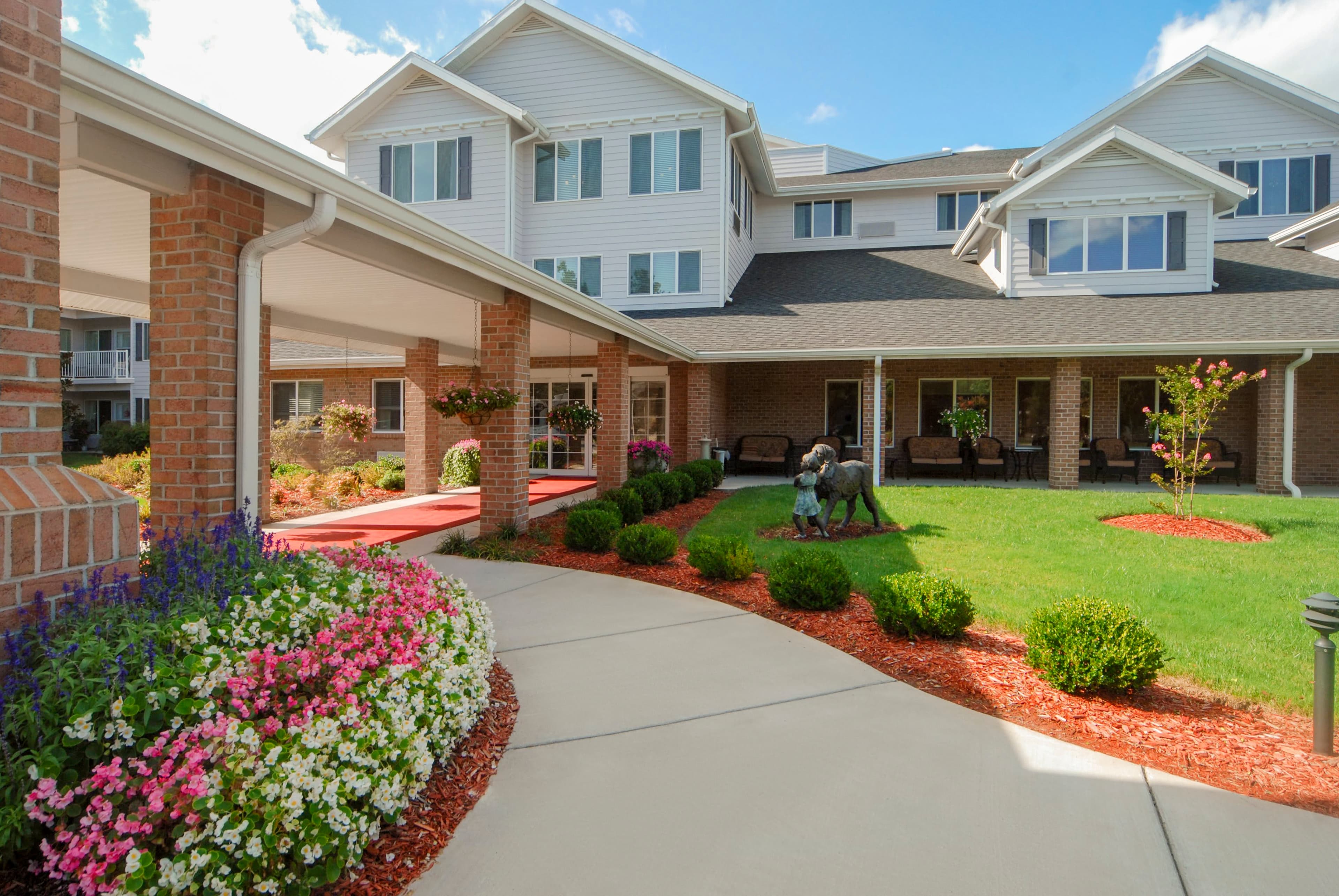 Colonial Harbor in Yorktown, VA - Main View