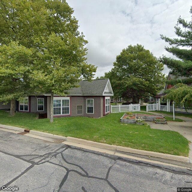Fullerton House in Saint Joseph, MI - Main View