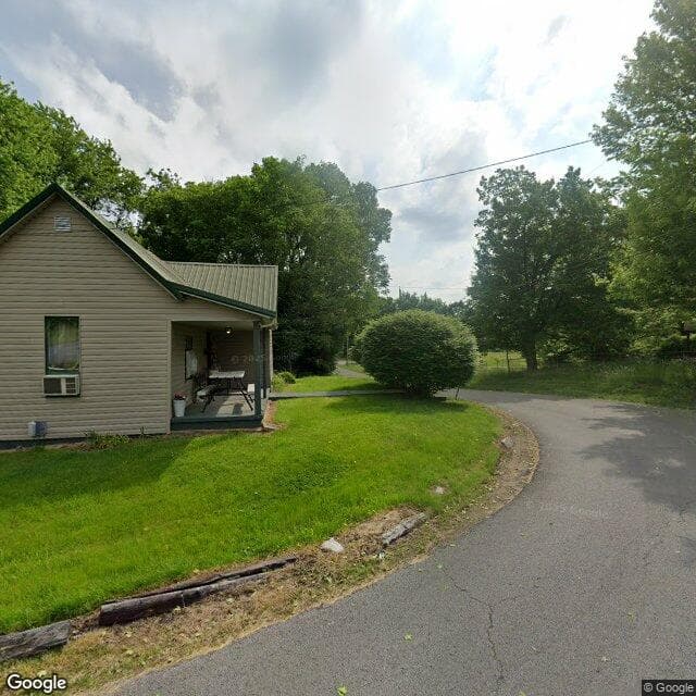 Gainsville Manor in Hopkinsville, KY - Main View