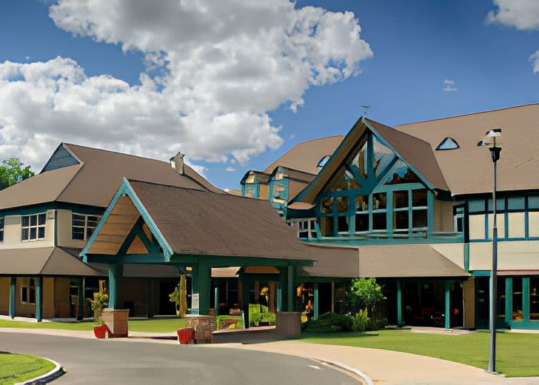 Geer Village Lodge - Senior living in Canaan, Connecticut