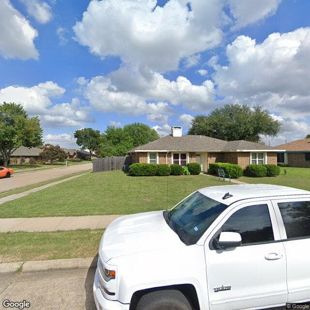Glencairn House in Lewisville, TX - Main View