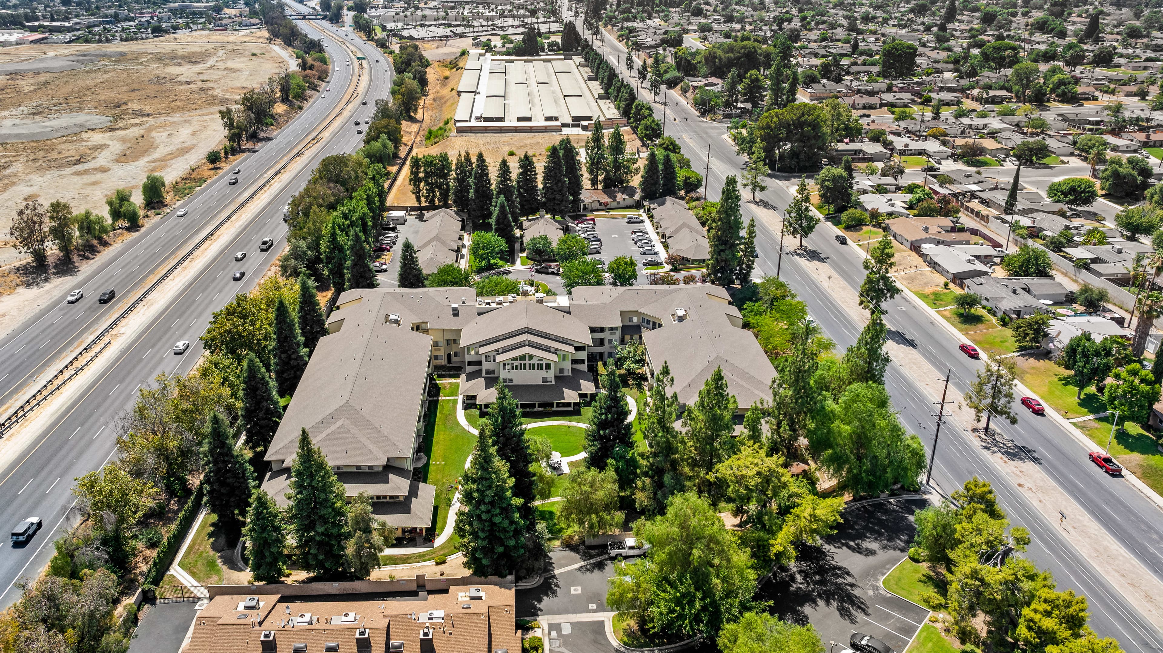 Columbus Estates in Bakersfield, CA - Main View