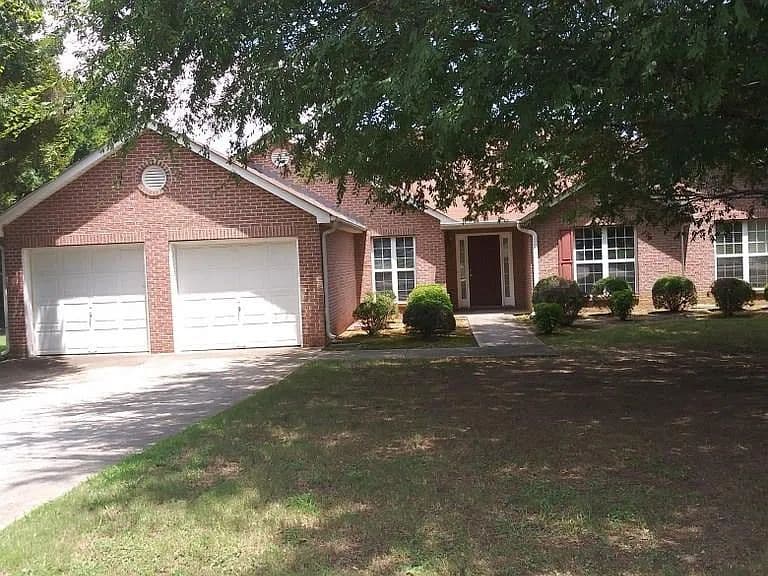 Grace of Foutain in Loganville, GA - Main View