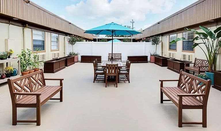Grand Villa Of Lakeland in Lakeland, FL - Main View