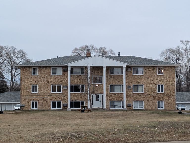 Grandma's Place II in Crystal, MN - Main View