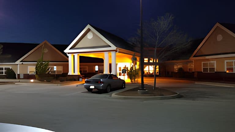 Grandview Gardens At Redstone Village in Huntsville, AL - Main View
