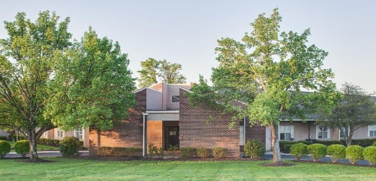 Grant Healthcare and Rehabilitation in Williamstown, KY - Main View
