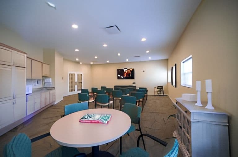 Grove City Danbury - Senior living in Grove City, Ohio