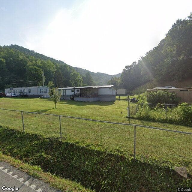 Hall Family Care Home in Teaberry, KY - Main View