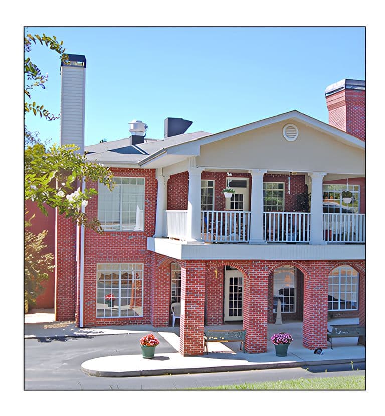 Hamilton Place Personal Living in Gainesville, GA