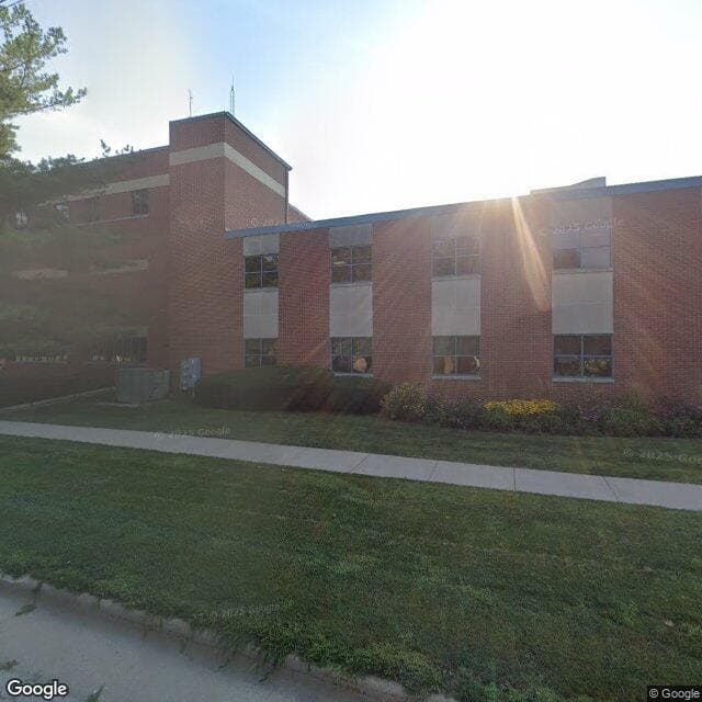 Hammond-Henry District Hospital in Geneseo, IL - Main View