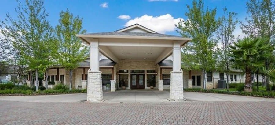 Brookdale Lohmans Crossing in Lakeway, TX - Main View