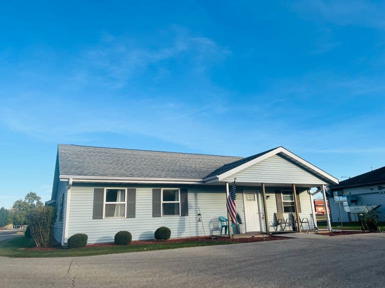 Hartford Estates in Hartford, WI - Main View