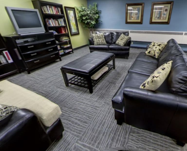 Hearthstone Pella - Senior living in Pella, Iowa