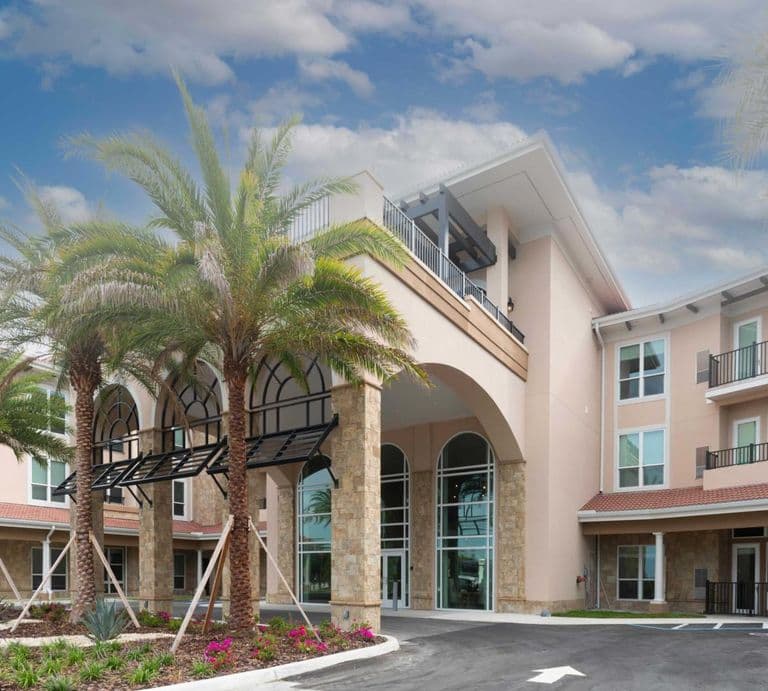 Heartis Venice Assisted Living in Nokomis, FL - Main View