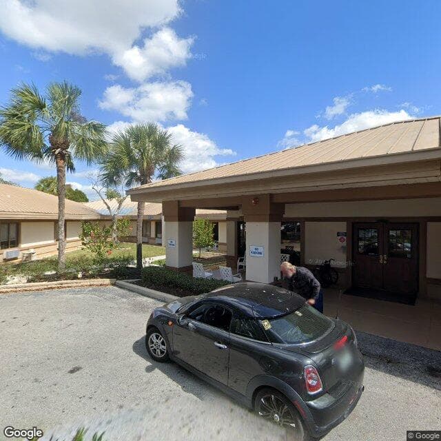 Heartland Health Care Center Fort Myers in Fort Myers, FL - Main View