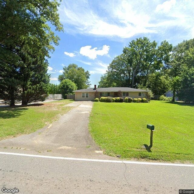 Hibiscus Manor in Tucker, GA - Main View